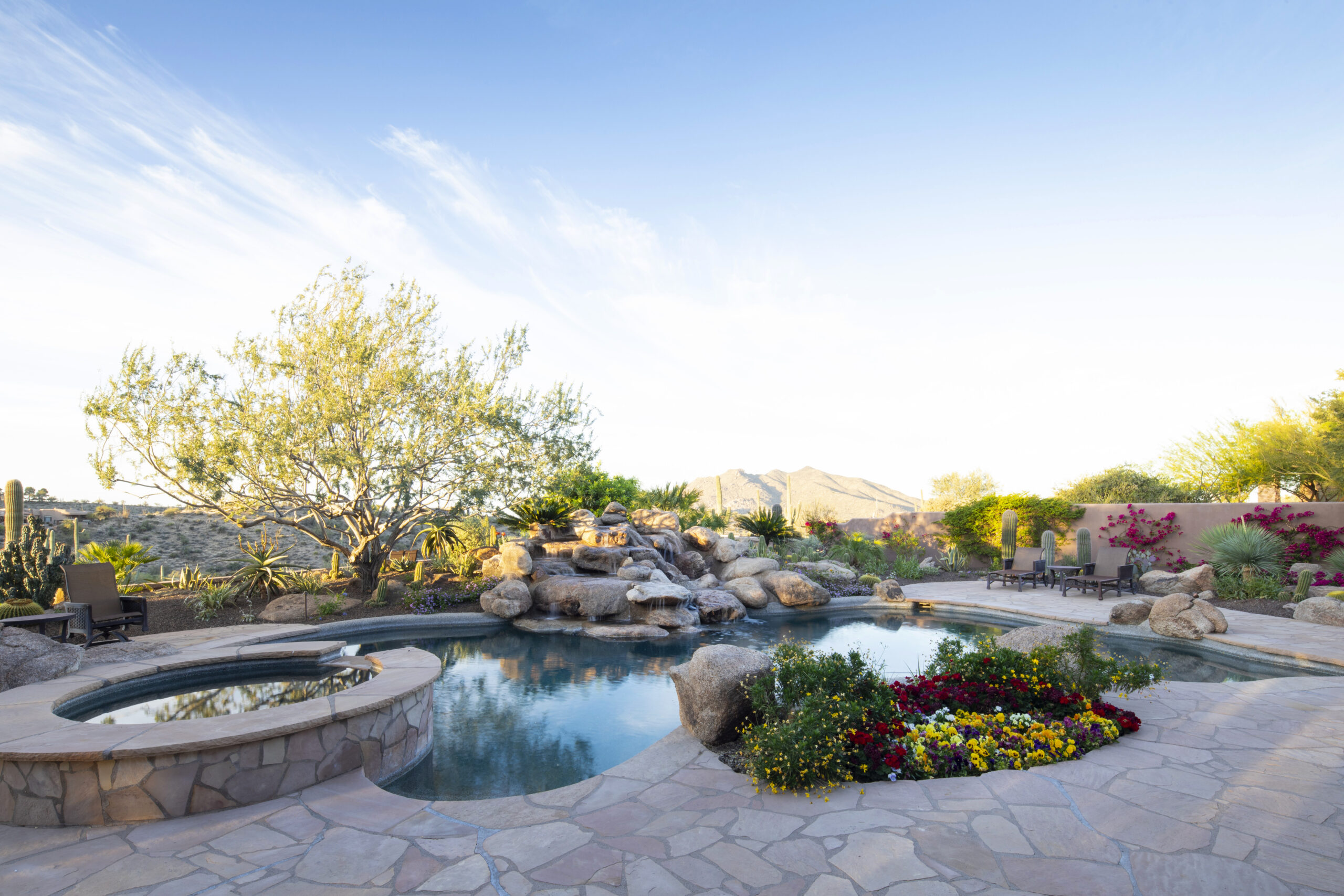 Pool Design & Landscaping: Why You Should Hire One Contractor To Do Both